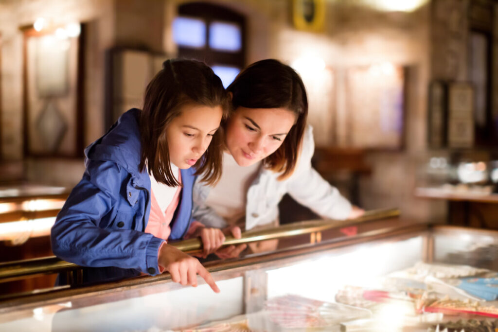 mother and daughter at museum.