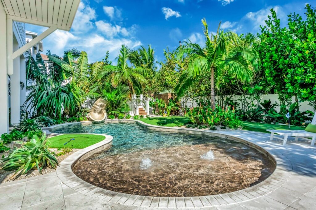 Backyard of Sarasota vacation rental